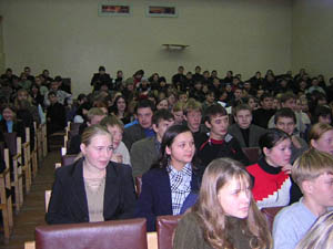 12:00 Социально-экономические проблемы молодежи Порецкого района решаются